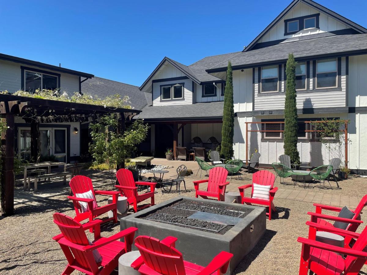 ניוברג The Setting Inn Willamette Valley מראה חיצוני תמונה