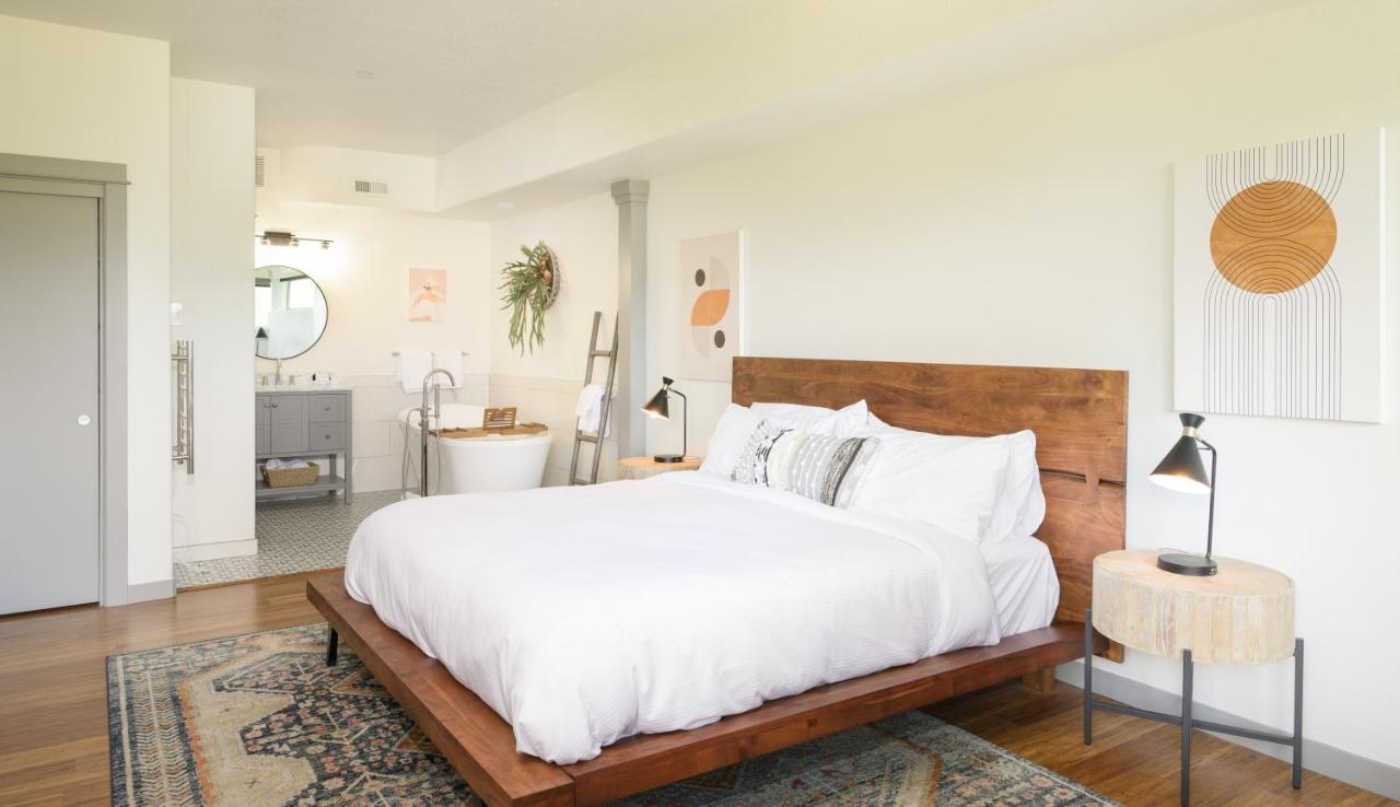 ניוברג The Setting Inn Willamette Valley מראה חיצוני תמונה