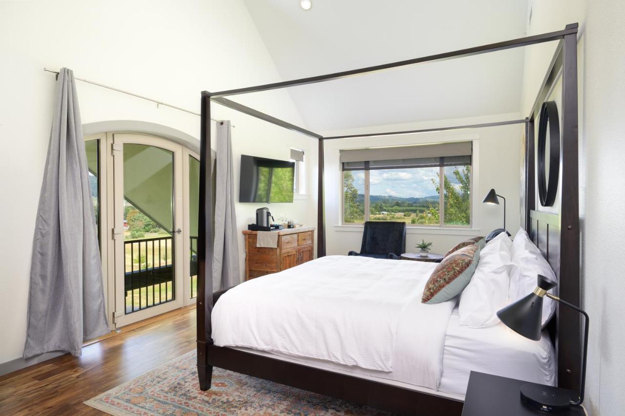 ניוברג The Setting Inn Willamette Valley מראה חיצוני תמונה
