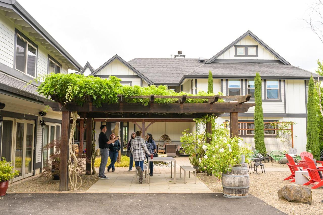 ניוברג The Setting Inn Willamette Valley מראה חיצוני תמונה